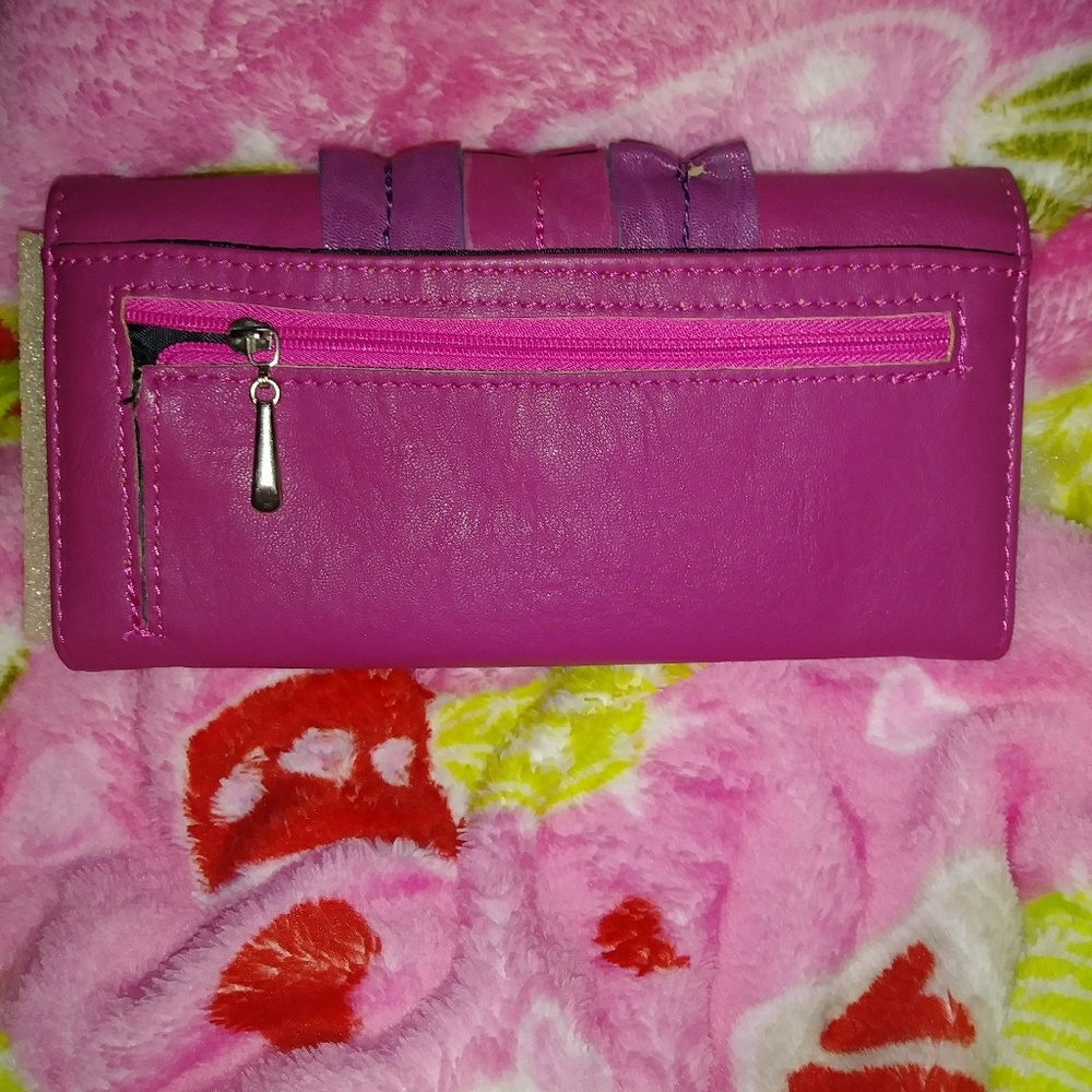 Wallet - Picture 2 of 4